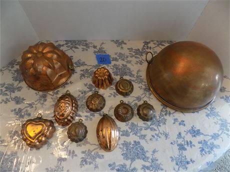 Vintage Copper Molds. Bowl