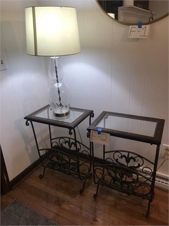 2 Matching End Tables with Lamp