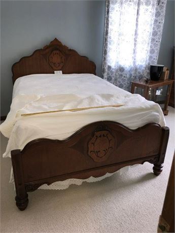 Nice Vintage Bed