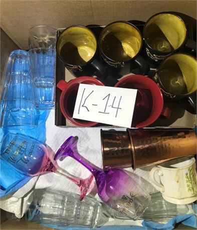 Box Lot of Kitchen Cups & Glasses