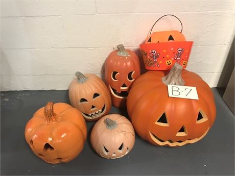 Halloween Deco.
