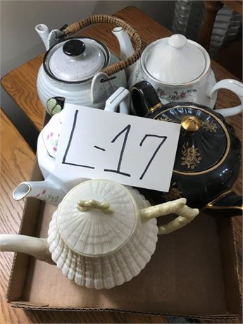 Flat of 5 Teapots (#2)