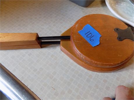Kitchen Item, Wood Press