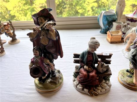 Figurines