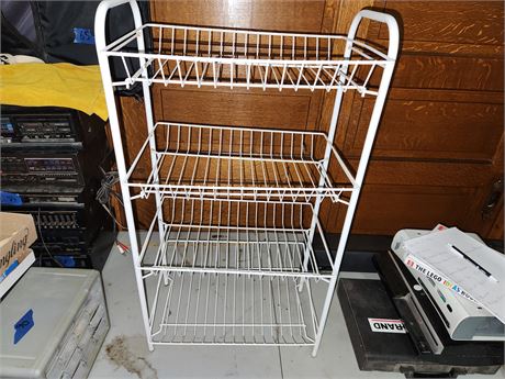 Small wire Shelf 2 1/2' tall