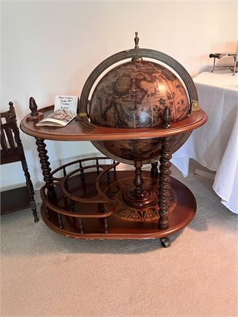 Vintage Bar Globe- Mid Century Modern