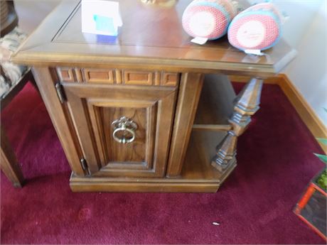Furniture Wood End Table