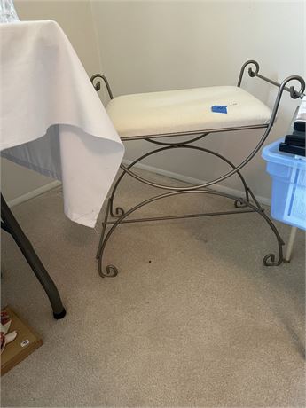 Makeup Bench Stool