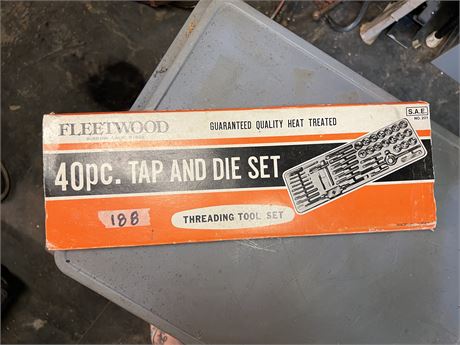 fleetwood 40 piece tap dye set