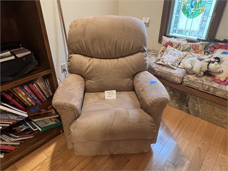 Lazy Boy Recliner 2 of 2
