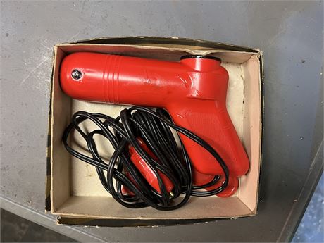 12 volt auto windshield defroster