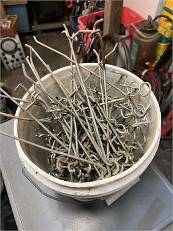 Miscellaneous pegboard hooks.