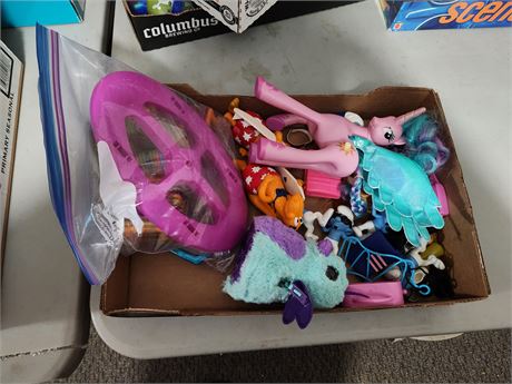 Lot of Toys Smurfs
