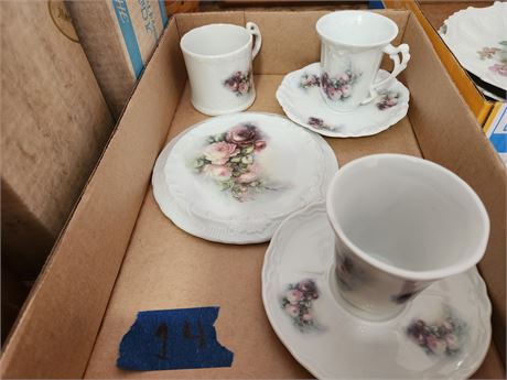 Faust Heirloom set of 3 cups and saucers