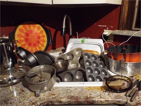 Misc Kitchen Pans