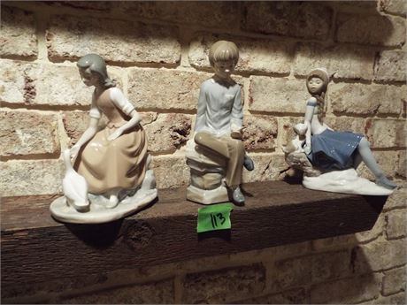 NAO Figurines