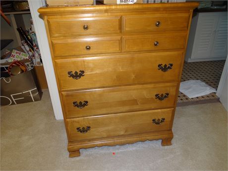 Maple Chest of Drawers