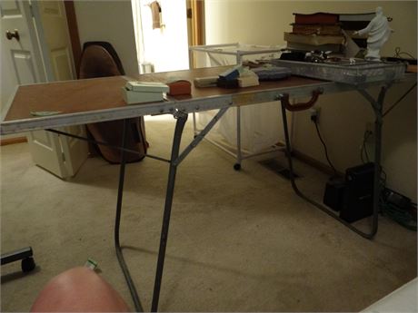 Folding Table