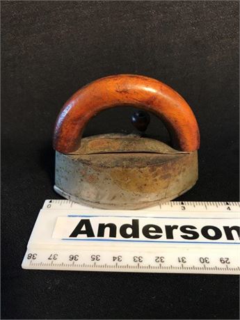 (RESALE) Mini. Iron