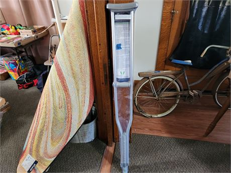 Newv Crutches 5'10" - 6'6"