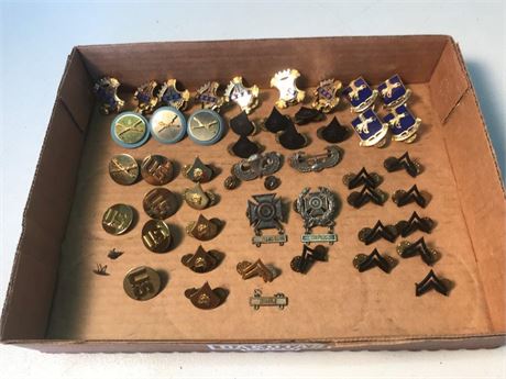Flat of US Army Pins