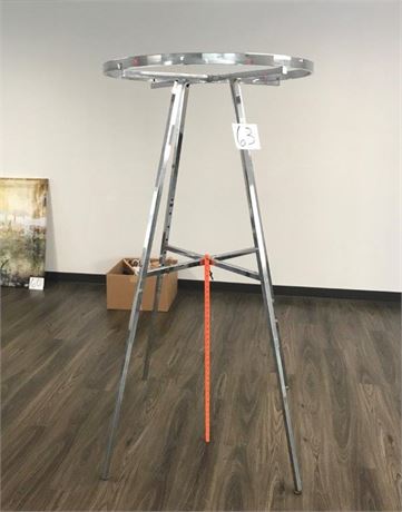Round Clothes Rack (#2)