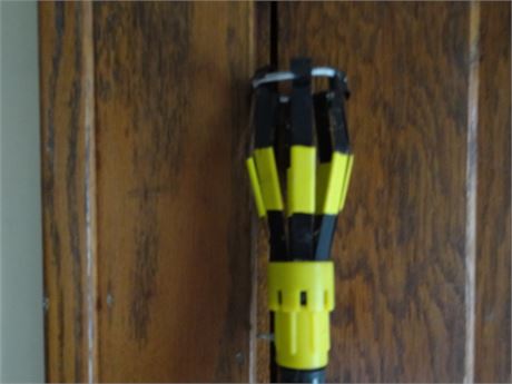 Light Bulb Changer