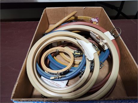 Large Lot Of Flexible Framing & Embroidery Hoops