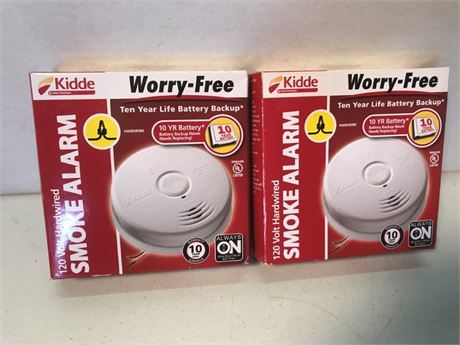 2 Smoke Alarms