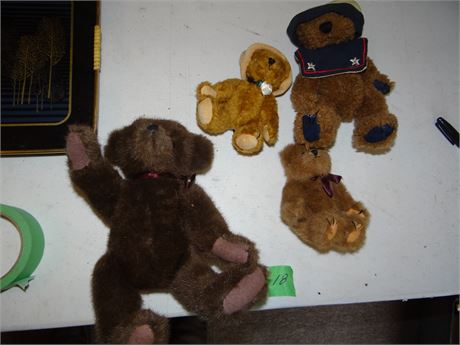 Boyd Teddy Bears