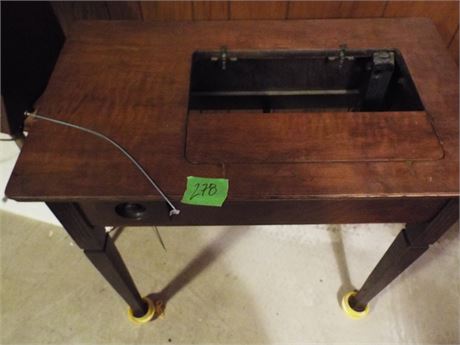Sewing Machine Table