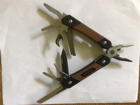 Mossy Oak Utility Tool