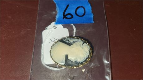 Cameo Pin