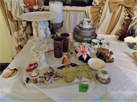 Decor and Collectibles, Plates