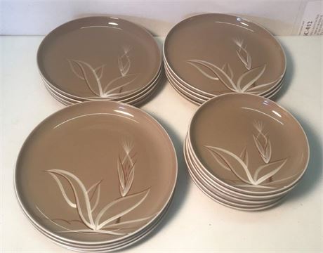 Winfield Desert Dawn Plates