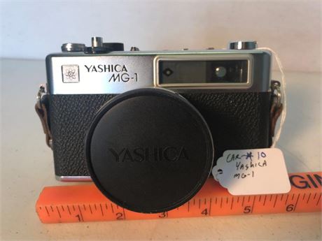 Yashica MG-1
