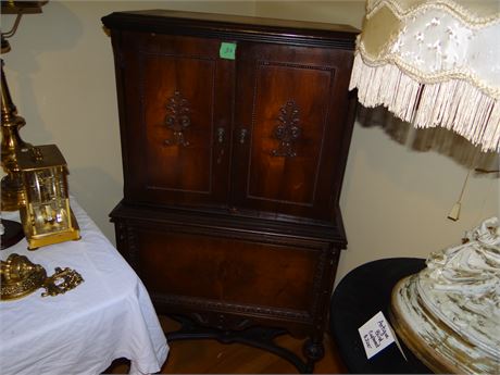 Blind Cupboard