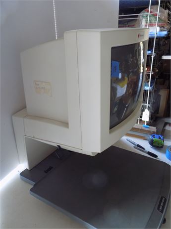 Aladdin Telesensory Magnifier