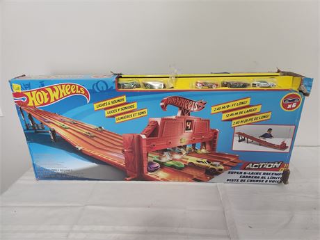 Hotwheels Super 6 Lane Raceway. Missing 1 Car