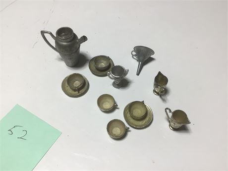 Miniature Metal Cookware (Doll House)