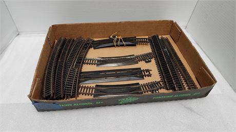 HO Scale Train Tracks