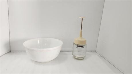 Pyrex Bowl & Chopper