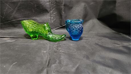 Possible Fenton Emerald Green Daisy & Button Shoe& Mini Pitcher Toothpick Holder