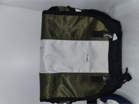 Wii controller & Sensors, Xbox 360 Controller, & GFM bag