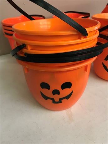 Halloween Buckets (#1)