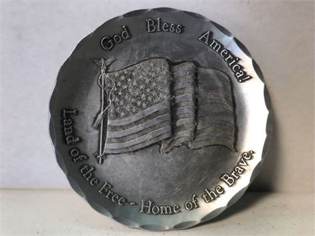 Wendell August American Flag Plate
