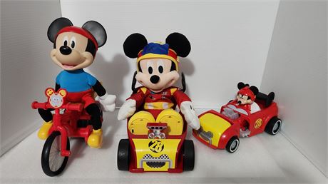 3 Mickey Mouse & The Large One Talks