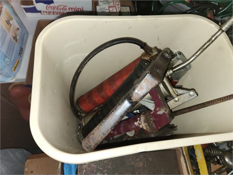 Lot of 4 Grease guns