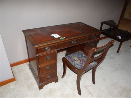 Leather top Desk
