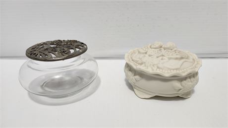 2 Trinket Holders